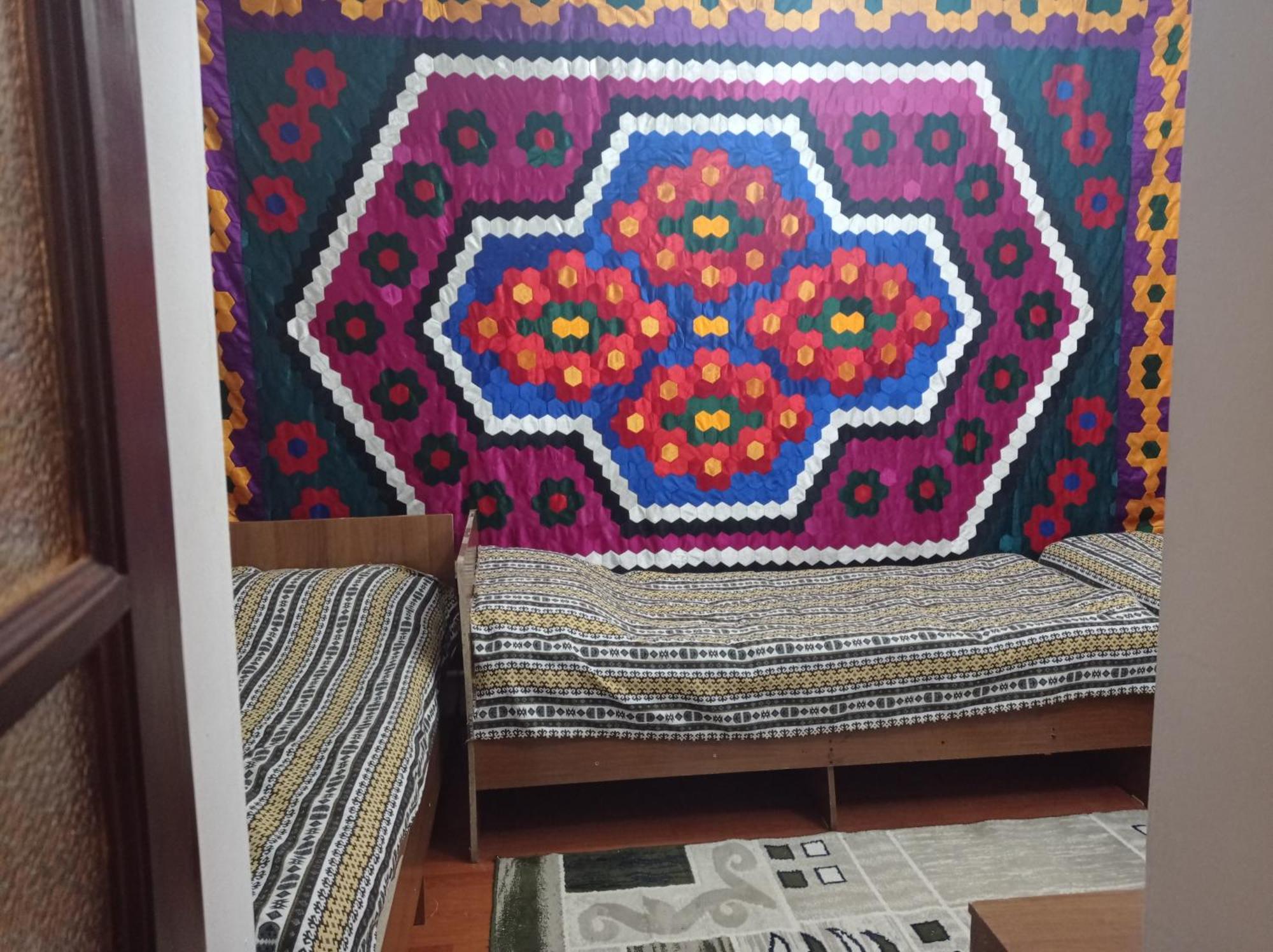 Kgb Home Hostel Бішкек Екстер'єр фото